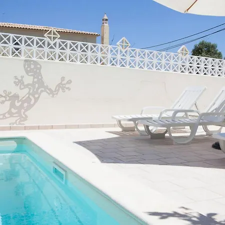Holiday home 6 Bedrooms Heated Pool *